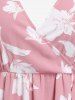 Robe Superposée 3D Fleur Imprimée de Grande Taille à Col V - Rose clair 2X | US 18-20