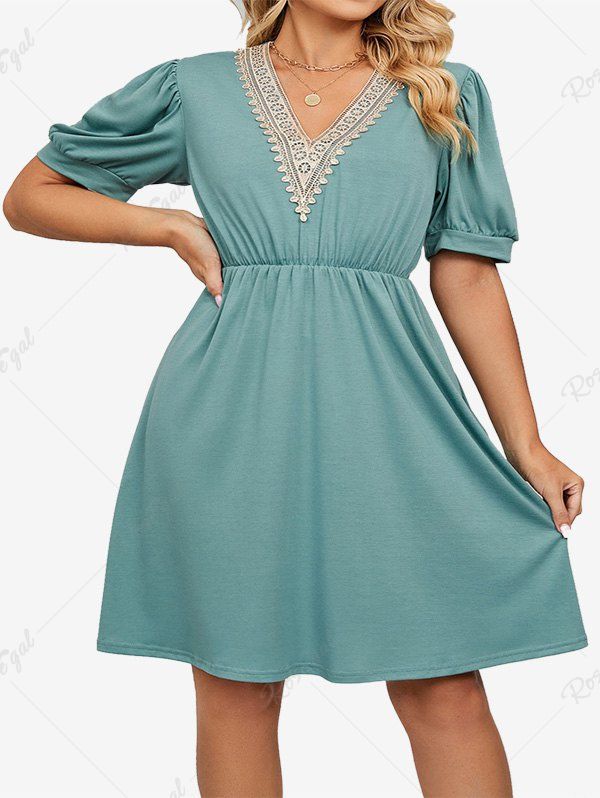 Outfit Plus Size Guipure Lace Panel Slant Pockets Dress  