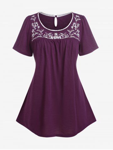 Plus Size Embroidered Panel Button Ruched Short Sleeves T-shirt - CONCORD - 3X | US 22-24