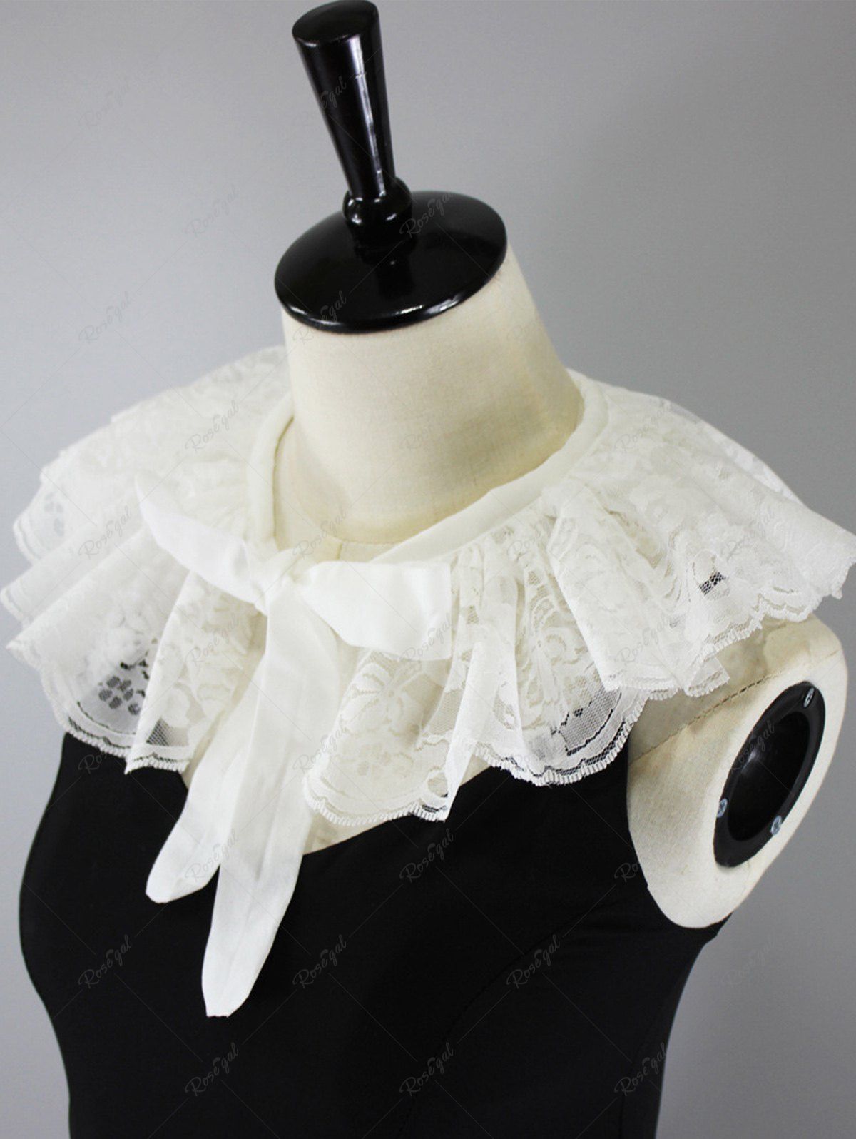 Châle en Dentelle Nouée Blanc 