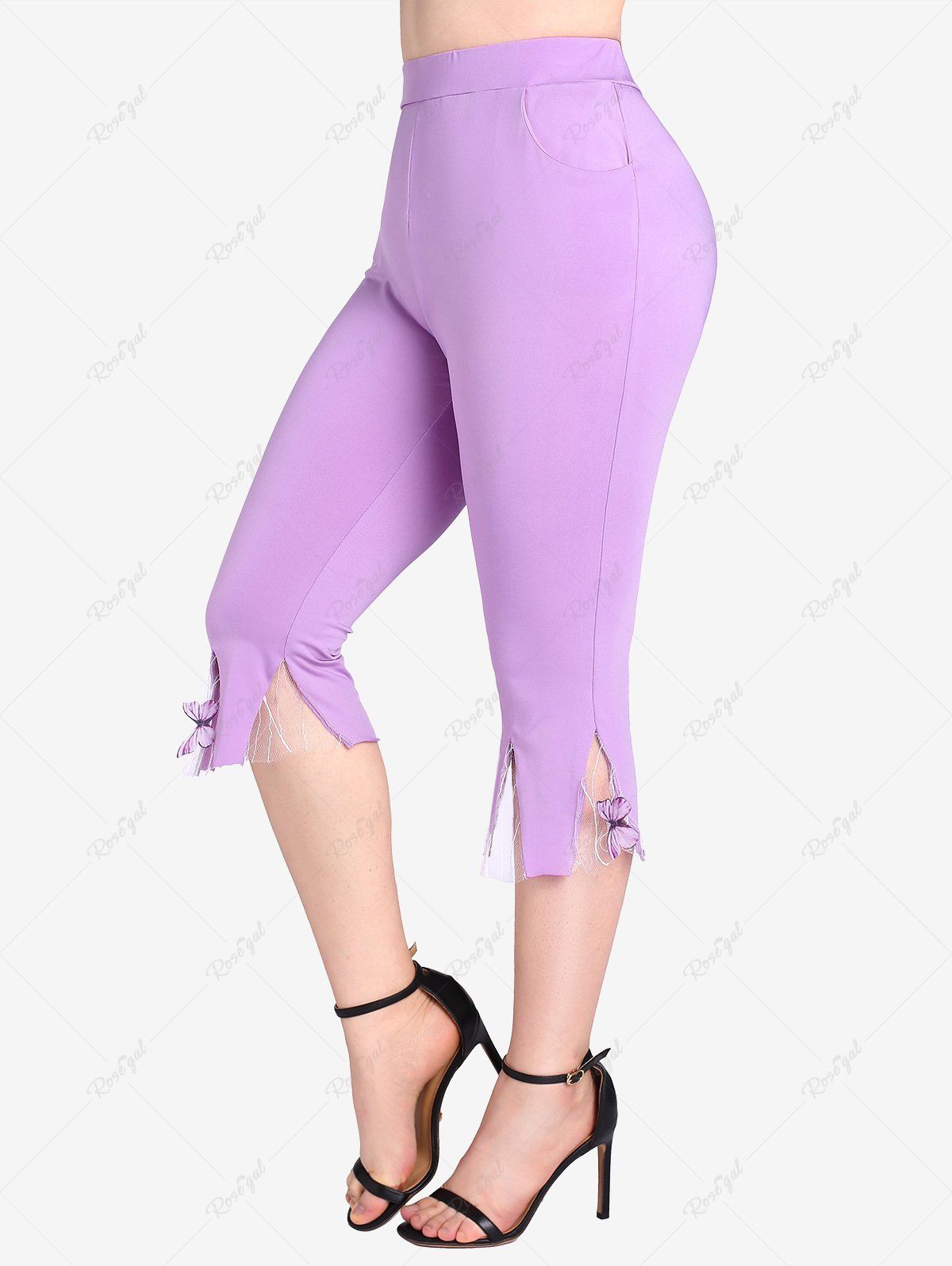 Trendy Plus Size Butterfly Lace Panel Pockets Capri Pants  