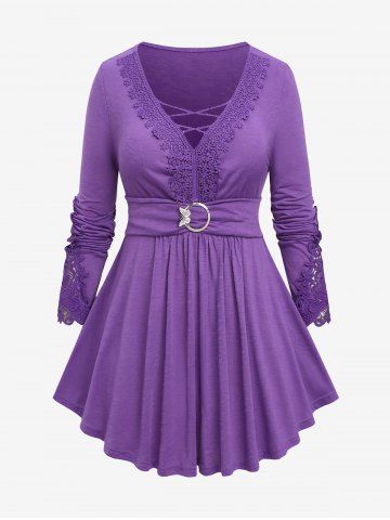 Plus Size Floral Lace Panel Ruched Crisscross Butterfly Buckle T-shirt