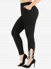 Plus Size Heart Buckle Chains Panel Pockets Textured Ribbed Skinny Leggings -  