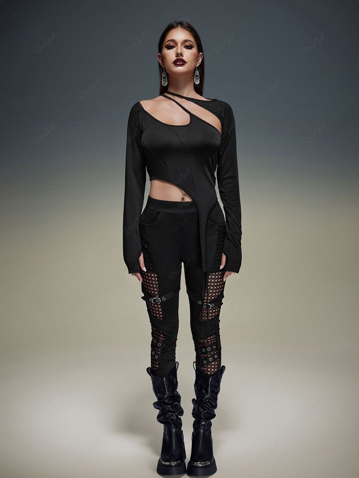 Trendy Gothic Cutout Panel Thumbhole Asymmetric Solid T-shirt  