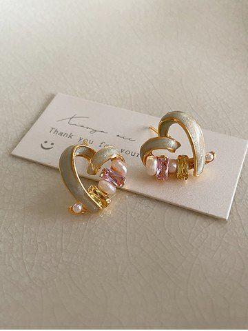 Faux Pearl Crystal Heart Stud Earrings - GOLDEN