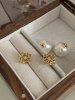 Boucle D'Oreilles avec Fausse Perle en Métal - Blanc 