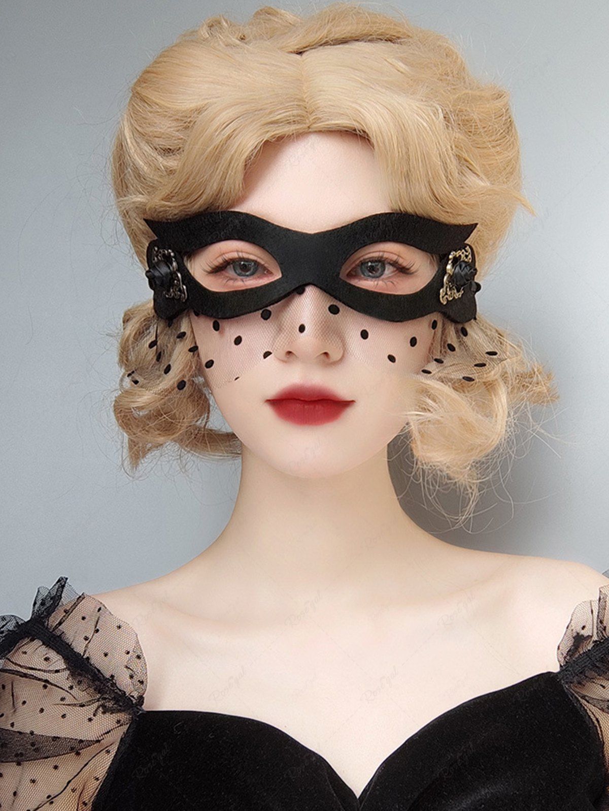 Masque Soirée D'Halloween Cosplay en Filet Transparent à Pois Noir 