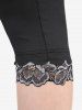 Plus Size Floral Lace Trim Pocket Patchwork Capri Leggings -  