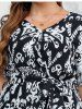 Robe Cache-Coeur Vintage Imprimée Florale Grande Taille avec Ceinture - Noir 4XL