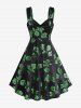 Robe trapèze en velours style cottagecore à lacets et fleurs roses pailletées, grande taille, avec poches - Vert profond 1X | US 14-16