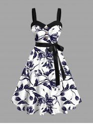 Robe Trapèze Ceinturée Fleur et Feuille Imprimés de Grande Taille à Col Relevé avec Boutons - Noir XS