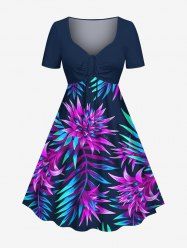 Robe hawaïenne cintrée grande taille à imprimé feuilles tropicales et fleurs - Pourpre  6X