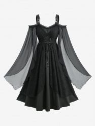 Robe débardeur trapèze grande taille à empiècements en dentelle florale, à lacets et volants, en mousseline texturée, à manches évasées et fendues - Noir 2X | US 18-20