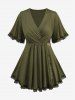 T-shirt asymétrique à bordure en dentelle et pantalon évasé à motifs de crânes, tenue grande taille - Vert 
