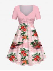 Robe hawaïenne cintrée grande taille à imprimé cocotiers, fleurs d'hibiscus et voiture - Rose clair XS