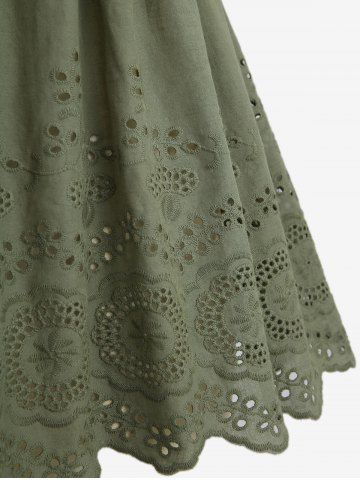 Embroidery Floral Hollow Out Lace Trim Tank Top and Crisscross Side Solid Skinny Leggings Plus Size Outfit
