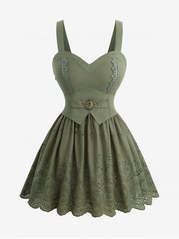 Embroidery Floral Hollow Out Lace Trim Tank Top and Crisscross Side Solid Skinny Leggings Plus Size Outfit