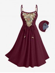 Robe camisole texturée à lacets et imprimé fleurs et feuilles grande taille - Rouge foncé 5x | US 30-32