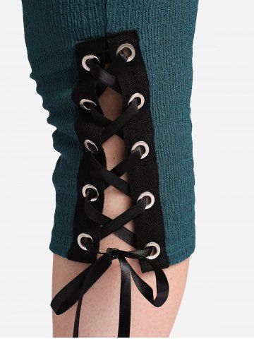 Hot Stamping Flower Lace Twist 2 In 1 Top and Lace-up Capri Pants Plus Size Outfit