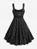 Robe trapèze grande taille à empiècements en dentelle et fleurs roses avec ceinture amovible - Noir 2X | US 18-20