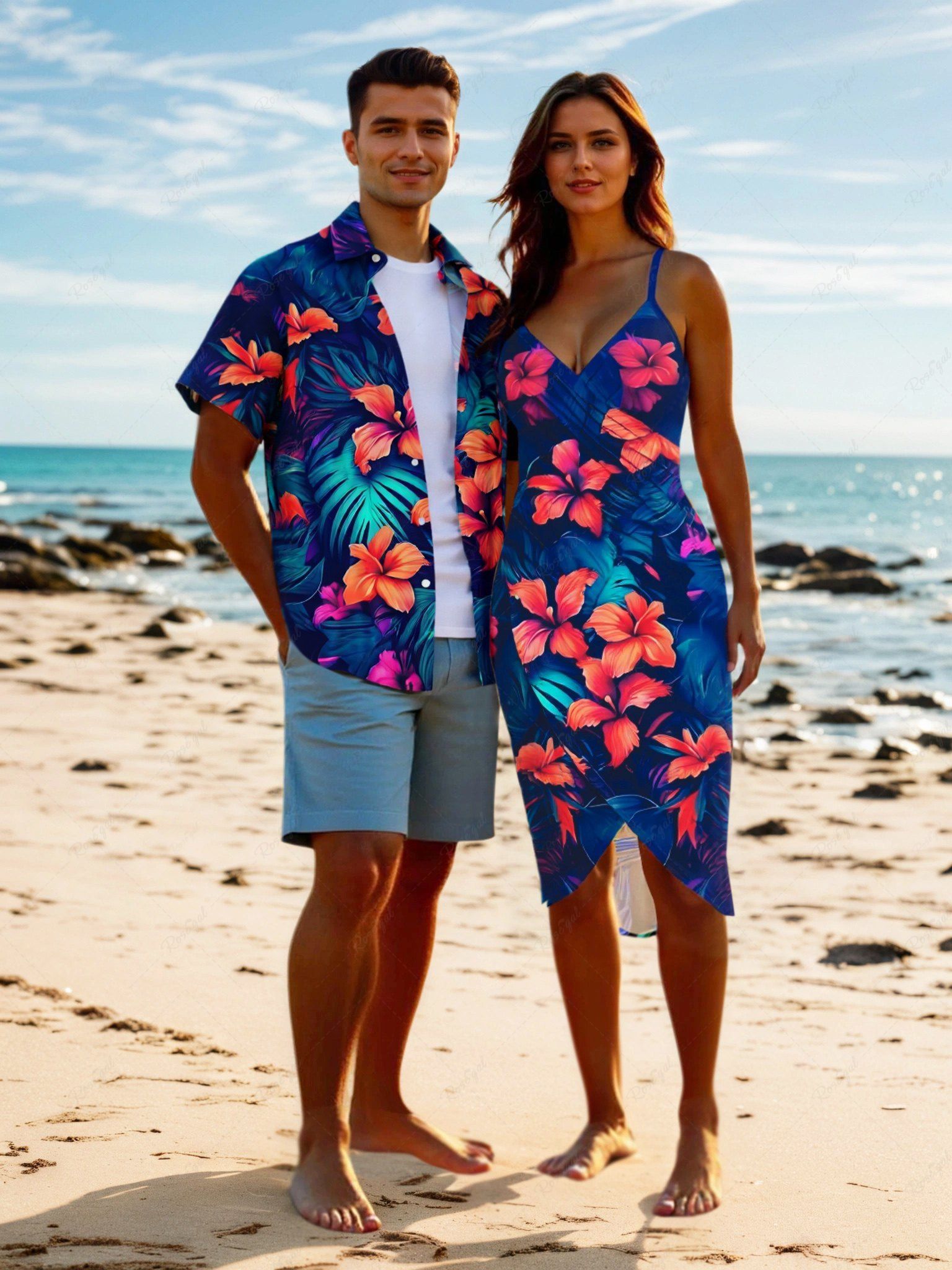 Hot Flowers Tropical Leaf Print Plus Size Matching Hawaii Beach Outfit For Couples  