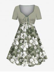 Robe hawaïenne cintrée grande taille à imprimé feuilles et fleurs d'hibiscus - Vert clair XXS