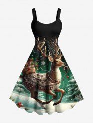 Robe trapèze grande taille imprimée sapin de Noël, élan et flocons de neige - Vert 1X
