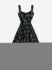 Robe asymétrique grande taille à imprimé rose floqué, coupe courte plus longue, avec ceinture amovible - Noir 5x | US 30-32