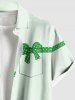 Chemise grande taille pour homme avec bonnet de Noël à pois, ruban et nœud papillon imprimé, boutons et poche. - Vert S