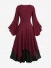 Robe grande taille bicolore texturée à ceinture et manches évasées, coupe trapèze, manches superposées - Rouge foncé 1X | US 14-16