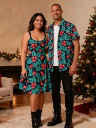 Christmas Holly Fruit Leaf Print Plus Size Matching Outfit For Couples -  