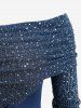 Ensemble grande taille composé d'un haut asymétrique à épaules dénudées, lacé et orné de sequins scintillants, et d'un pantalon large à volants. - Bleu profond 