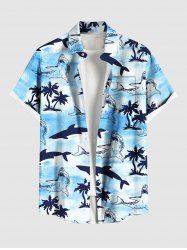 Chemise à poches boutonnées grande taille pour homme, imprimée de requins et de cocotiers, avec motifs de créatures marines hawaïennes. - Bleu Ciel S