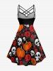 Robe trapèze à bretelles croisées et à fronces, avec imprimé Halloween (crânes, roses, citrouilles, toile d'araignée). - Rouge Vineux M