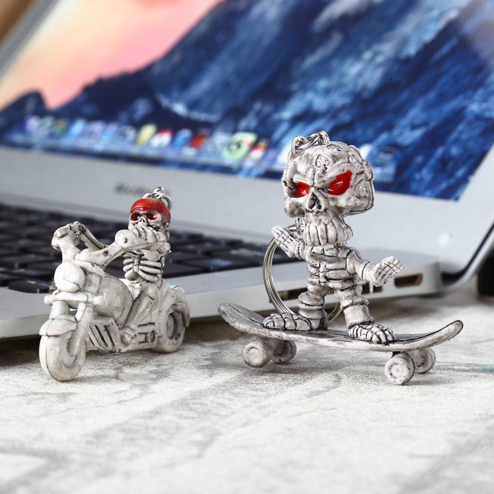 

2pcs Creative Skull Shape Bulk Key Chain, Gray