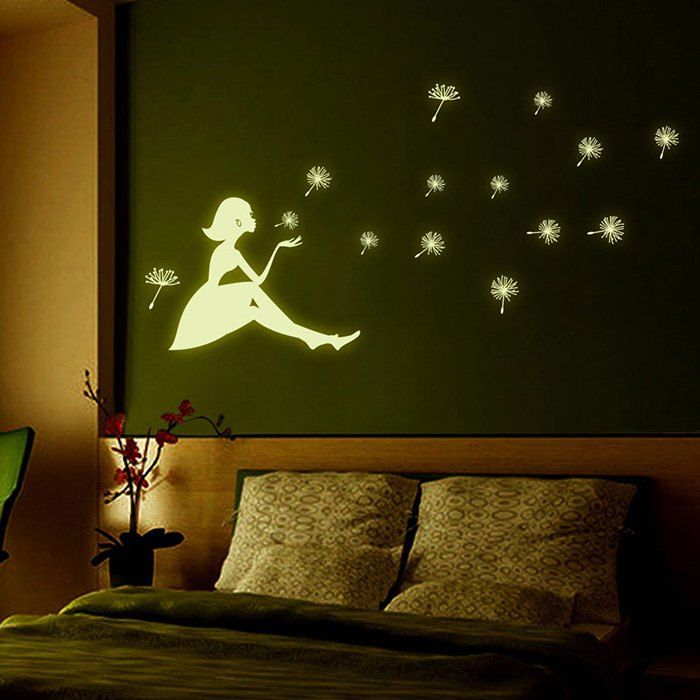 

Artistic Dandelion Girl Luminous Wall Sticker Removable PVC Decal for Decor, Colormix