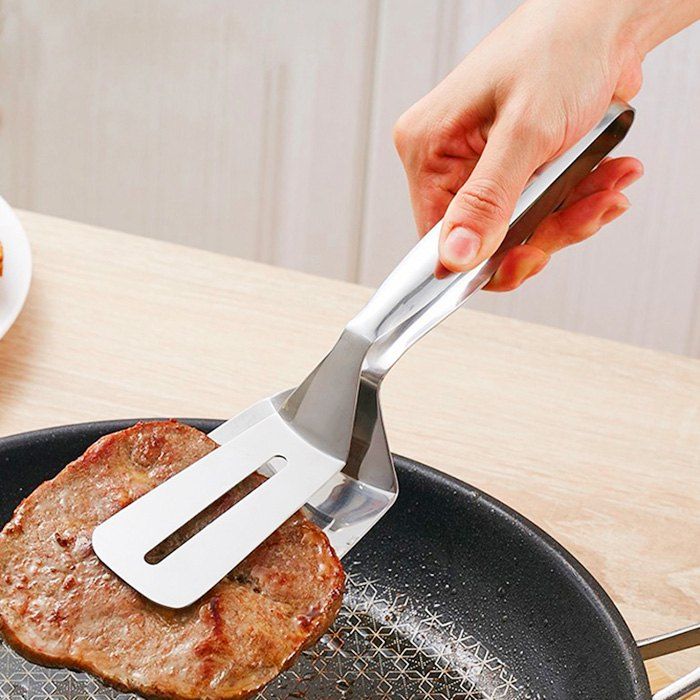 

Multifunctional Fried Food Shovel Clip for Beef Steak / Egg / Tofu / Fish, Silver