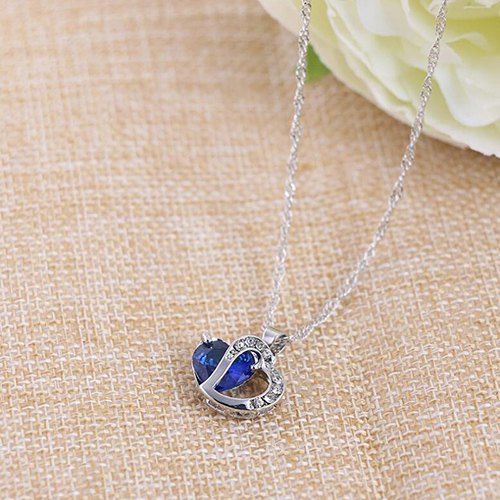 

Heart Shaped Artificial Crystal Clavicle Necklace, Blue