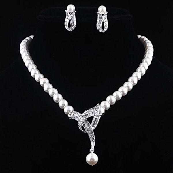 

Alloy Diamond Pearl Necklace Earrings Two-piece Set, Silver