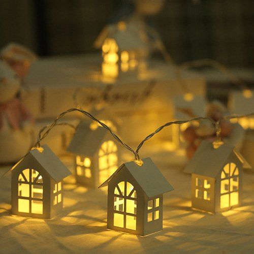 

10 LED Small Nordic Christmas Decoration Wooden House Light String 2M, White