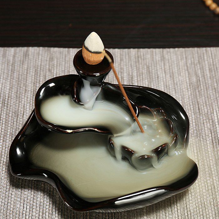

Backflow Incense Burner Ceramic Alpine Flowing Indoor Creative Decoration, Puce