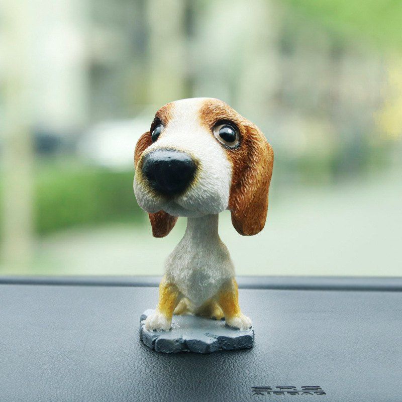 

R - 8806 Creative Simulation Resin Shaking Dog Decoration, Colormix