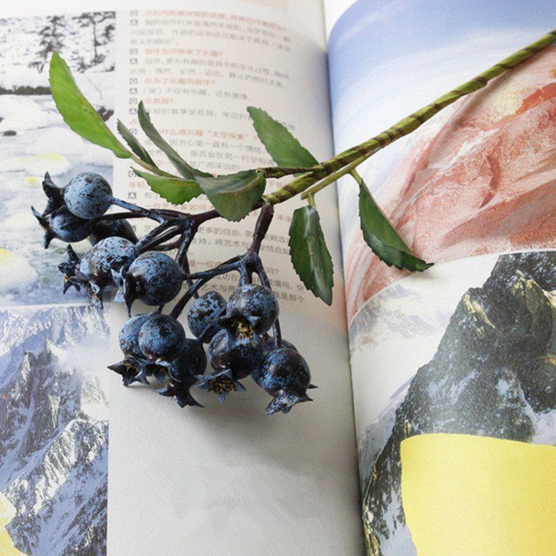 

Simulation Small Pomegranate Berry Home Decoration Artificial Flower, Blue