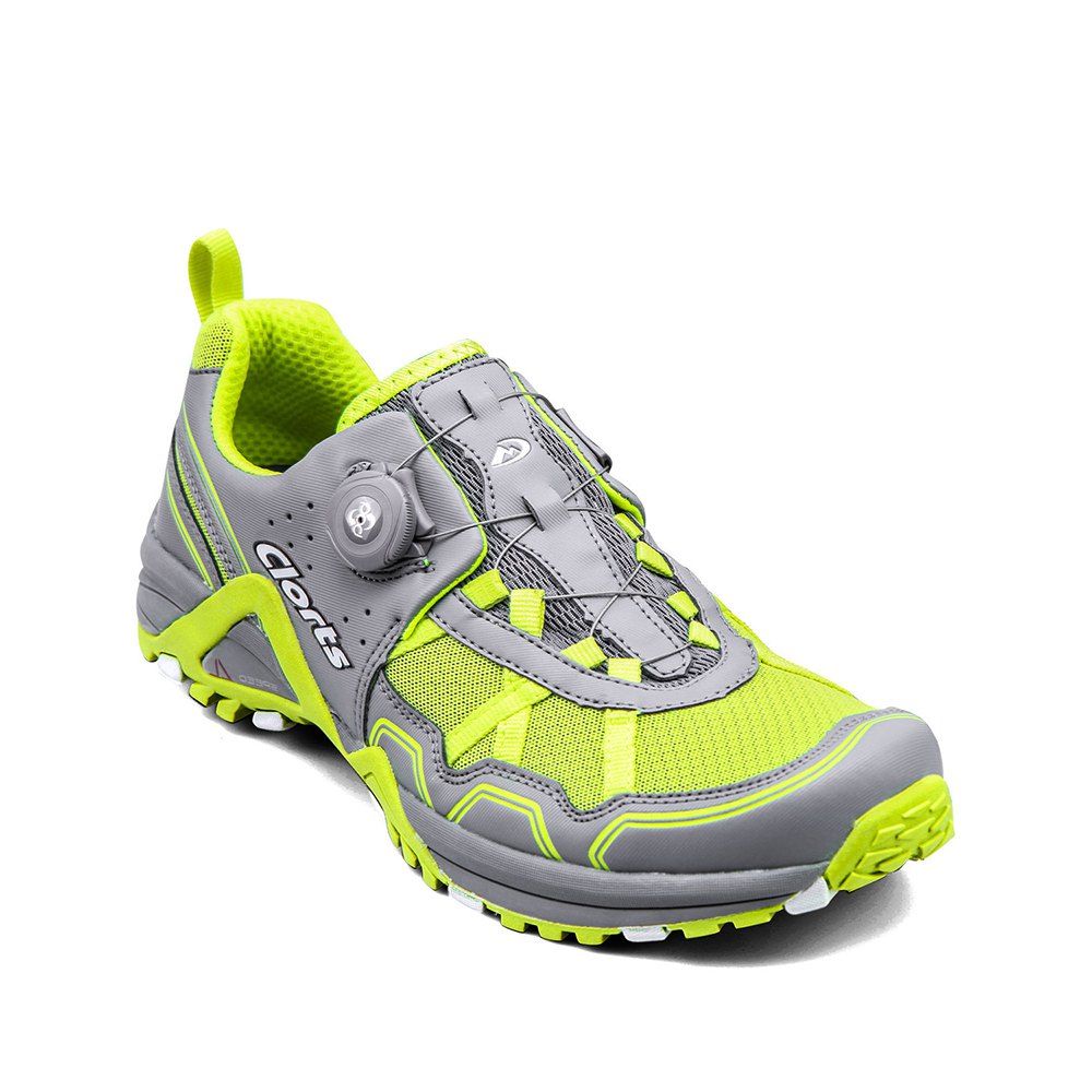 sneakers with boa system