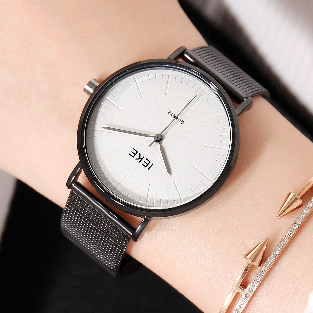 Ieke colleiten quartz cheap watch