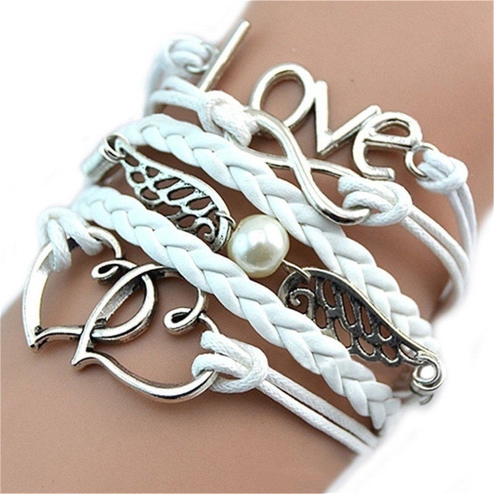 

Fashion Lovers Knitted Bracelet, White