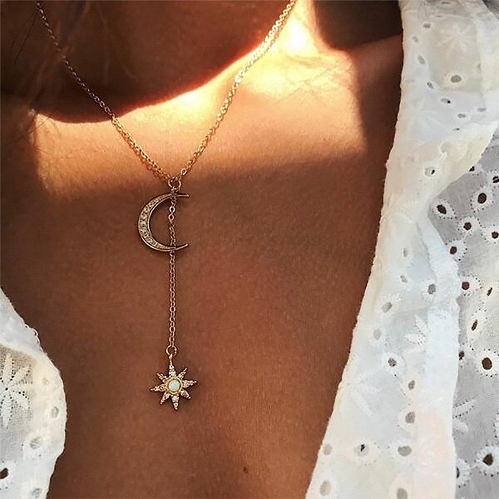 

Star Moon Pendant Alloy + Imitation Diamond Clavicle Chain, Gold