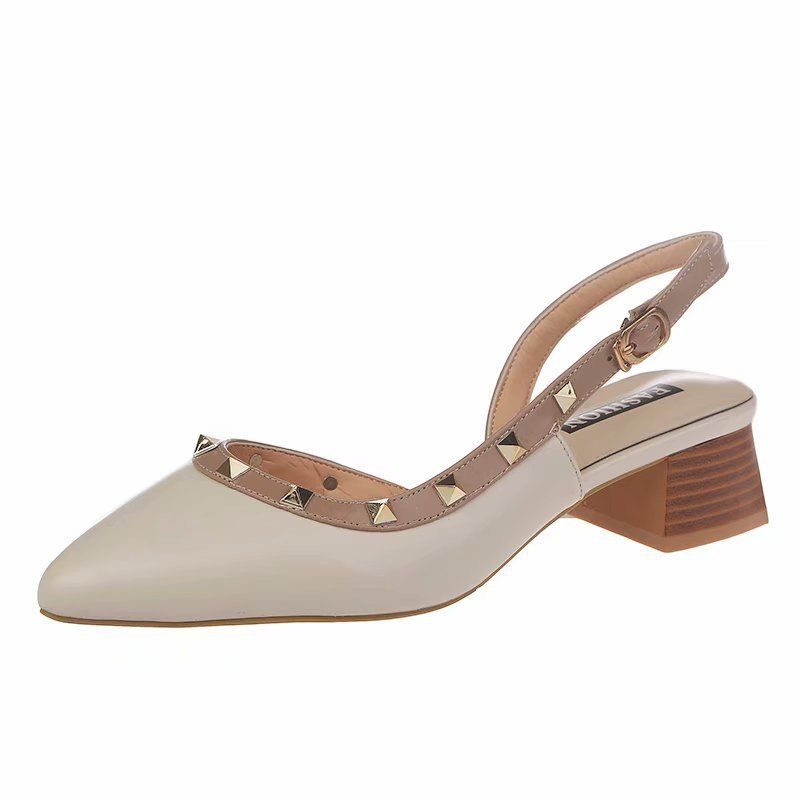 

Sharp Riveted Sandals with Thick Heels, White