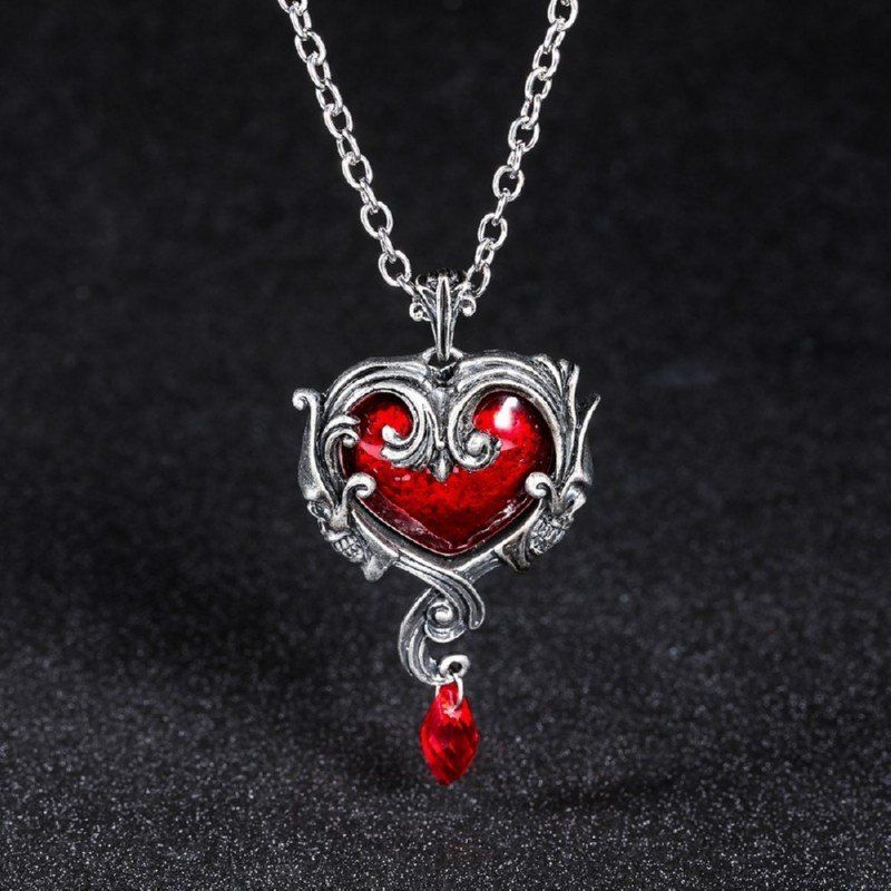 

New Punk Retro Skull Red Peach Heart Necklace Pendant Women Jewelry