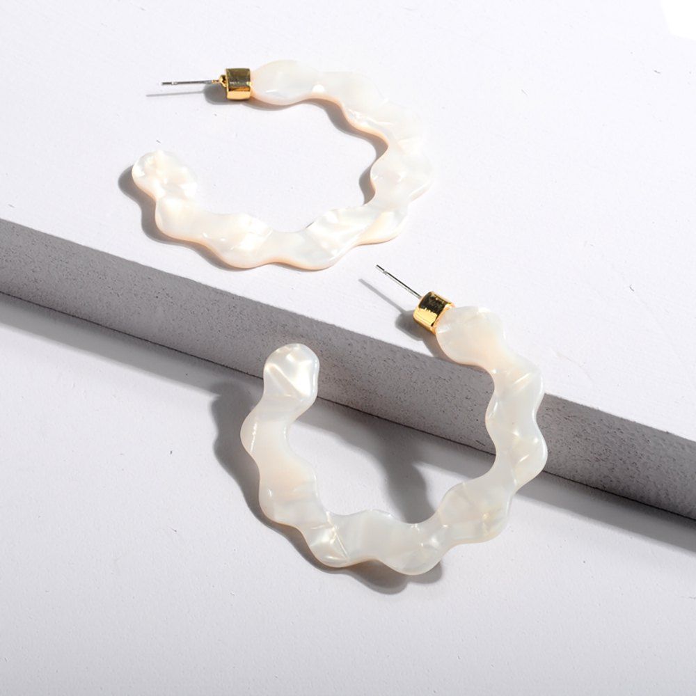 

Acrylic Acid Sheet Wavy Large Circle Alloy Cap Earrings, White